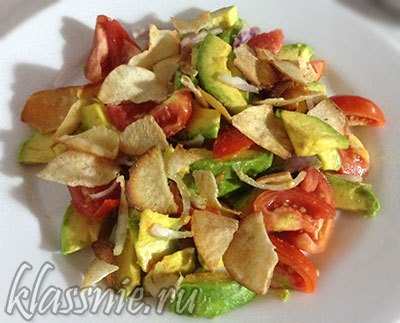 avokado-chips-salad-01